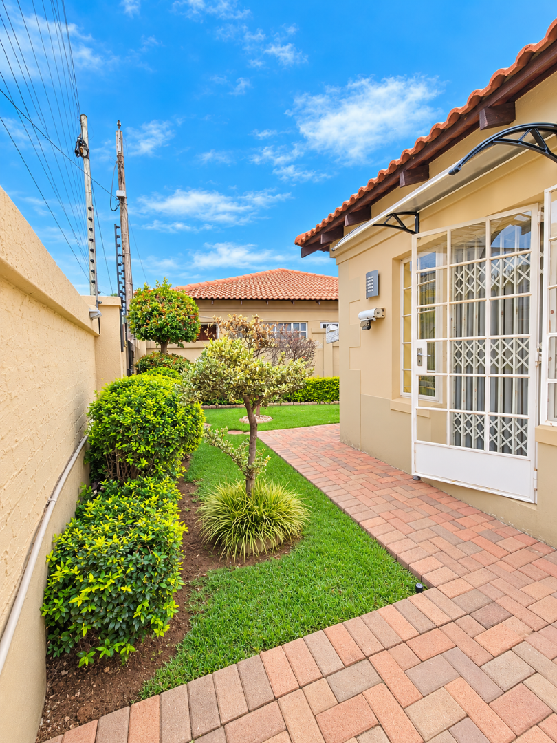 3 Bedroom Property for Sale in Flamwood North West